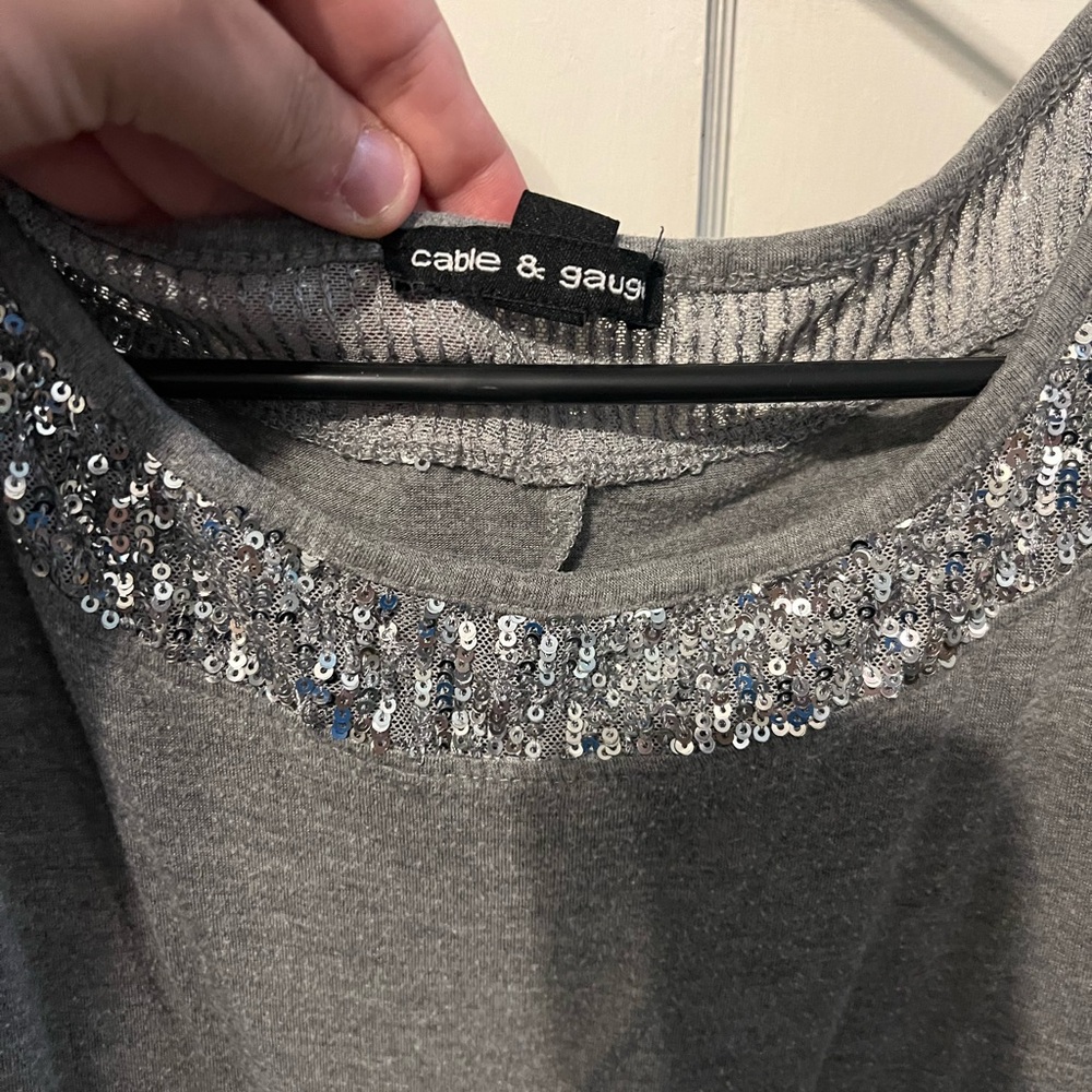 Cable and gauge shirt. It’s XL. With sequence. - Picture 6 of 6